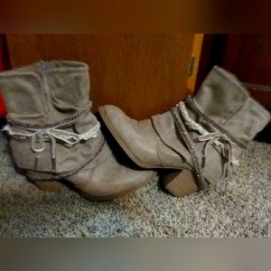 Women's Jellypop brown/ tan booties
